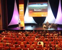 "L'hypnose peut prévenir l'utilisation d'antidépresseurs". Hypnose et thérapie brève au secours de la dépression "L'hypnose peut prévenir l'utilisation d'antidépresseurs". Hypnose et thérapie brève au secours de la dépression