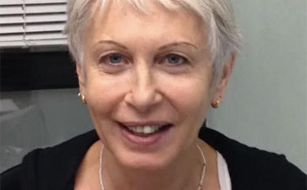 Hypnose et souffrance au travail. Dr Francine ZONENS-HIRSZOWSKI Hypnose et souffrance au travail. Dr Francine ZONENS-HIRSZOWSKI