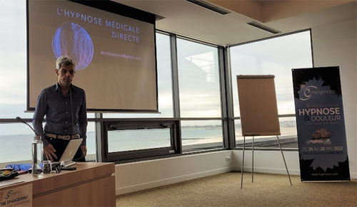 Osez l'hypnose directe. Dr Xavier PENIN, Congrès Hypnose et Douleur de St Malo Osez l'hypnose directe. Dr Xavier PENIN, Congrès Hypnose et Douleur de St Malo