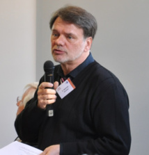 Symposium de l'Institut Milton H. Erickson Ile de France Symposium de l'Institut Milton H. Erickson Ile de France