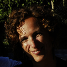 Du corps aux pieds. Djella Klein et Isabelle Hué au Congrès Hypnose et Douleur 2016 Du corps aux pieds. Djella Klein et Isabelle Hué au Congrès Hypnose et Douleur 2016