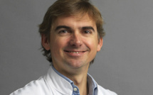 De l'utilisation de séances d'hypnoses collectives pour diminuer l'anxiolyse pré-opératoire De l'utilisation de séances d'hypnoses collectives pour diminuer l'anxiolyse pré-opératoire