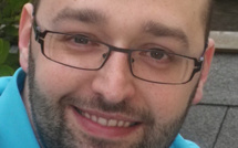 Réification. Jérémy CUNA au congrès hypnose et douleur 2016 Réification. Jérémy CUNA au congrès hypnose et douleur 2016