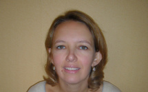 Hypnose et personnes âgées ayant des troubles cognitifs : quelles possibilités ? Marie Floccia Hypnose et personnes âgées ayant des troubles cognitifs : quelles possibilités ? Marie Floccia